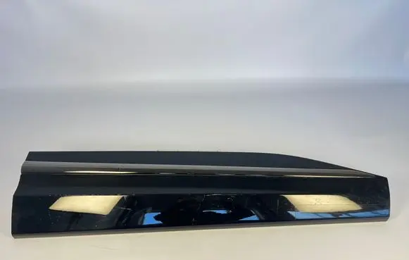 KIA Sportage Front door trim (molding) 87722R2400