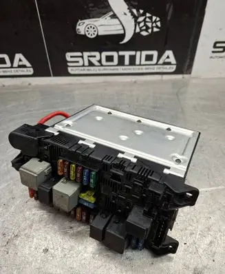 Mercedes-Benz E W211 SAM control unit 2115453901