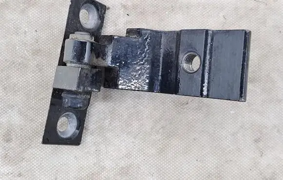 BMW X3 F25 Rear door lower hinge 7160825