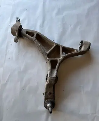 Dodge Durango Front lower control arm/wishbone P68282729AB S0192525