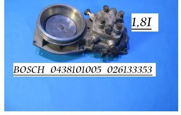 Volkswagen Golf III Fuel distributor 0438101005 026133353