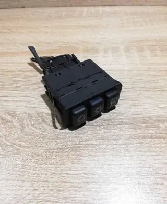 BMW 5 E34 Climate control unit 1384481 3840900