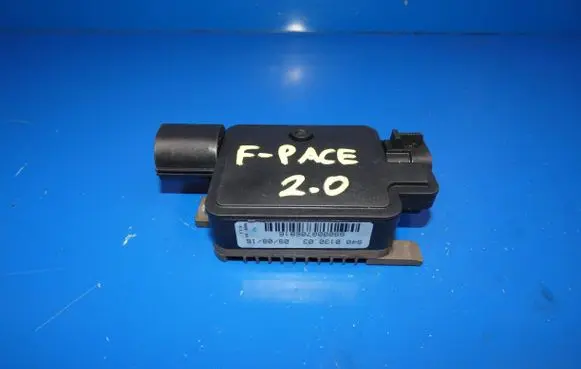 Jaguar F-Pace Coolant fan relay 940013003 990008706816