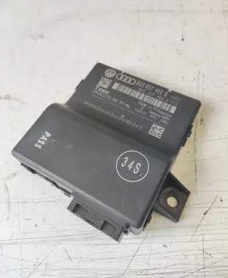 Audi A1 Gateway control module 8U0907468G 1P018195