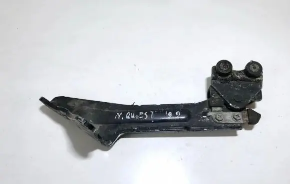 Nissan Quest Sliding door trim 