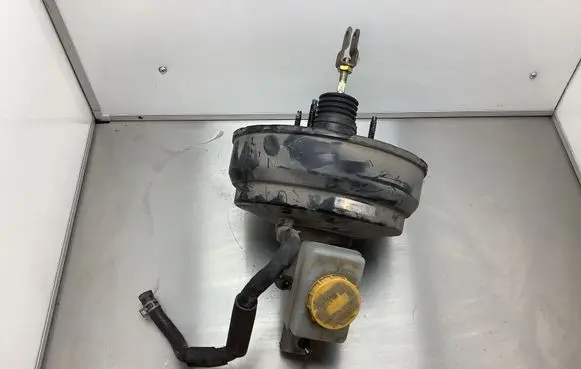 Subaru Forester SG Brake booster 86406404 3Z23