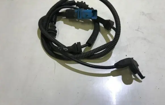 Citroen C5 ABS brake wheel speed sensor 9641309380
