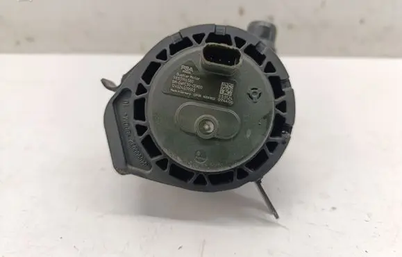 Opel Corsa F Electric auxiliary coolant/water pump 9833196380