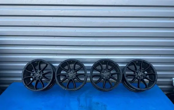 Audi A1 R19 alloy rim 82A071497