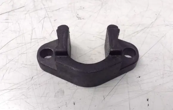 BMW X5 E53 Fuel Injector clamp holder