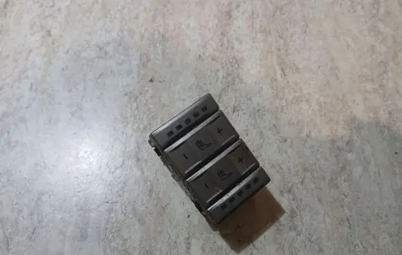 Ford S-MAX Seat heating switch 6M2T19K314AC