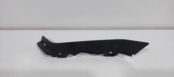 Land Rover Defender Intercooler air guide/duct channel L8B26538A