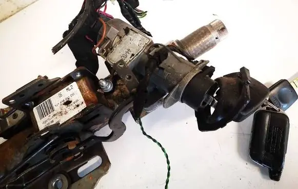 Audi A3 S3 8L Ignition lock 4b0905851c