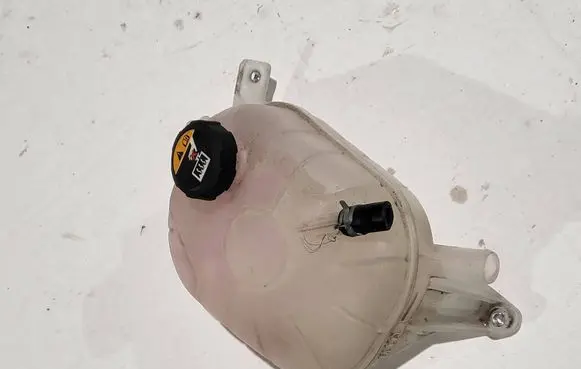 KIA Xceed Coolant expansion tank/reservoir 25430-F2400