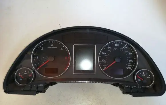 Audi A4 S4 B7 8E 8H Speedometer (instrument cluster) 8E0920982M