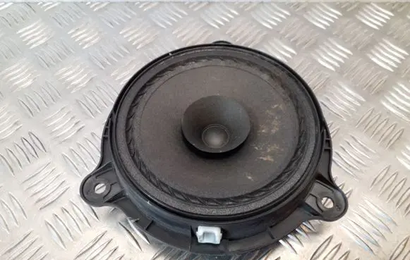 Nissan Juke I F15 Rear door speaker 28156EE500