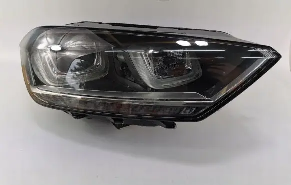 Volkswagen Golf Sportsvan Headlight/headlamp 517941034B