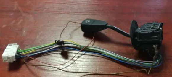 BMW 5 E34 Indicator stalk