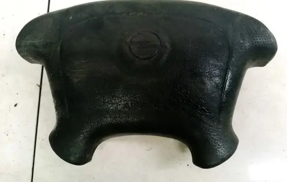 Opel Tigra A Steering wheel airbag