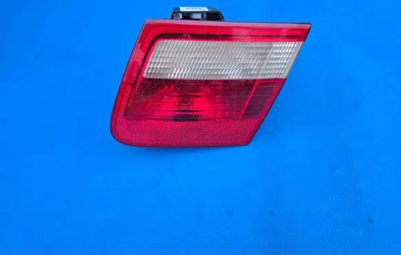 BMW 3 E46 Tailgate rear/tail lights 8368760