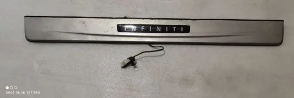 Infiniti QX50 (J50) Front sill trim cover 215102606