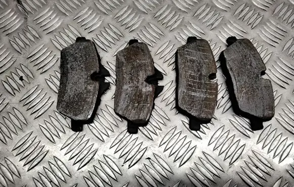 BMW 1 E81 E87 Brake pads (front) 