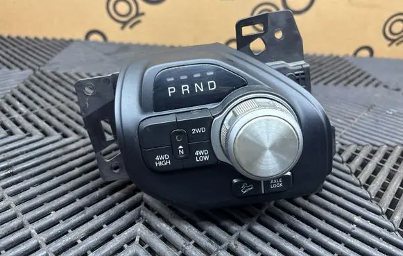 Ram 1500 DT Gear shift switch/knob 68309414AD