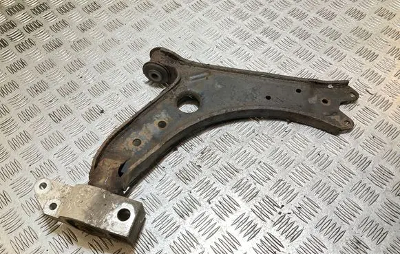 Volkswagen Golf V Front lower control arm/wishbone