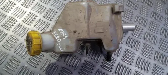 Ford Fusion Master brake cylinder