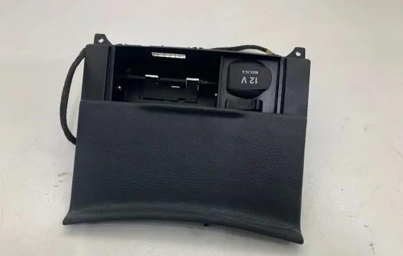Mercedes-Benz S W221 Car ashtray A2216801652