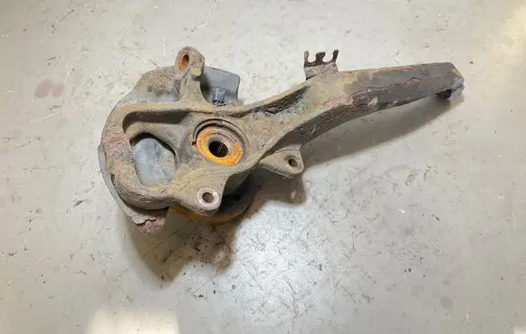 Volkswagen Amarok Front wheel hub 2H0257E