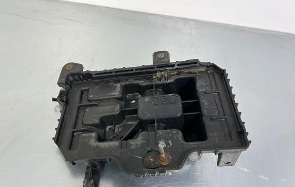 Hyundai Santa Fe Battery tray 371502W100