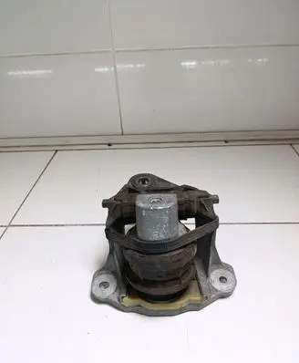 Volvo XC60 Engine mounting bracket 326H96