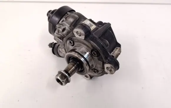 Hyundai i30 Fuel injection high pressure pump 331002A600 0445010596
