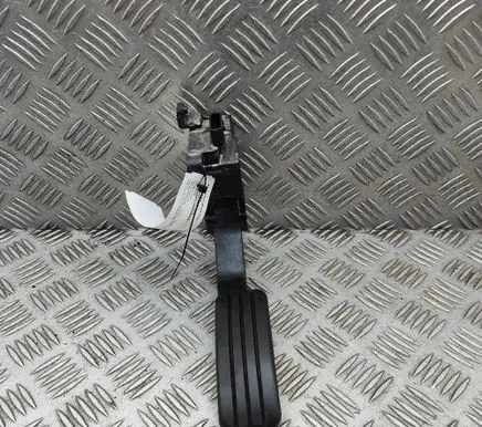 Opel Vivaro Accelerator throttle pedal 180027179R