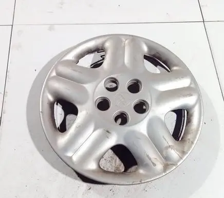 Toyota Corolla Verso E121 R15 wheel hub/cap/trim 4260205080B 4260205080-B