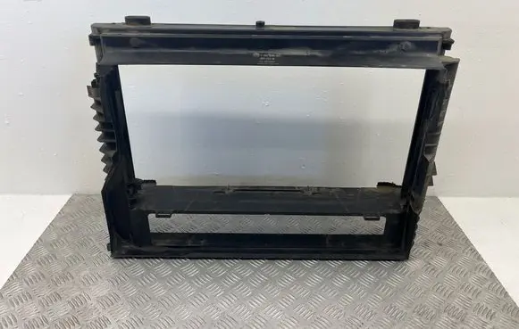BMW 5 E60 E61 Radiator support slam panel 7787830 10519311