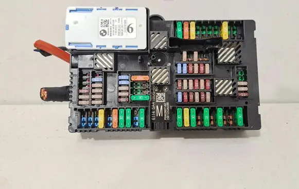 BMW X5 G05 Fuse module 5A41BD5 5A3EC08