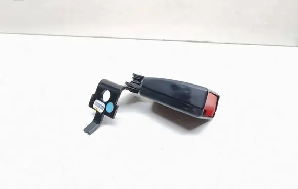 BMW X5 E70 Rear seatbelt buckle 7171197