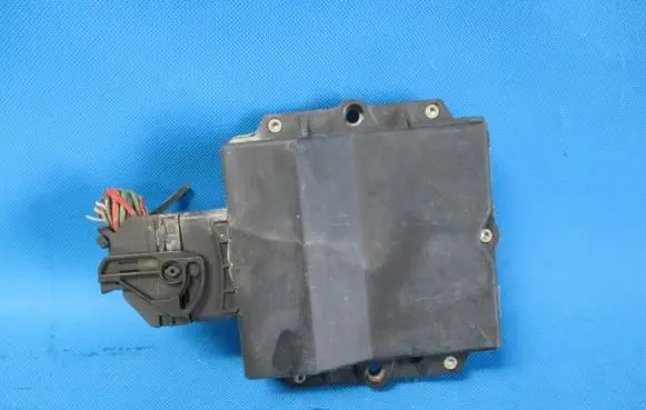 Volkswagen PASSAT B5 LP gas control unit module 67R011002