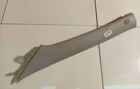 KIA Ceed (C) pillar trim 858111H000
