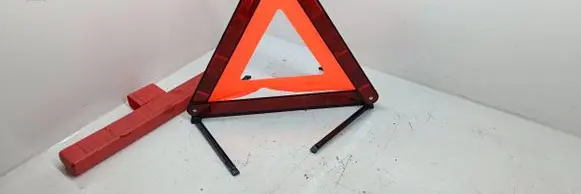 Volkswagen Multivan T5 Emergency warning sign 27R033951