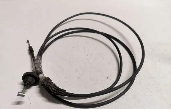 Engine bonnet/hood lock release cable