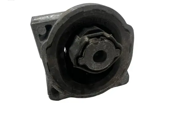Mercedes-Benz B W245 Engine mount bracket A1692401018