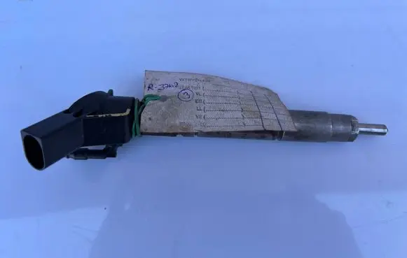 Mercedes-Benz Sprinter W906 Fuel injector 0986435356