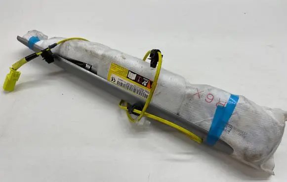 Toyota Prius (XW50) Seat airbag FA0073915V7A