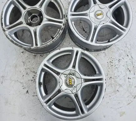 Suzuki Grand Vitara I R17 alloy rim 