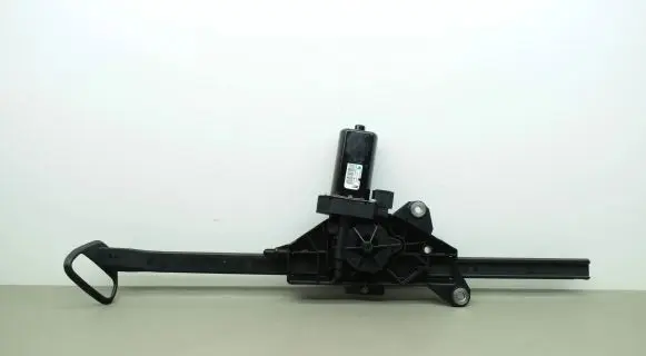 Mercedes-Benz E A207 Seat belt adjustment motor A2078600282
