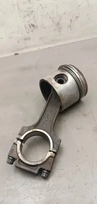BMW 5 E34 Piston with connecting rod 1717083