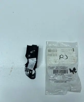 Porsche Cayenne (9Y0 9Y3) Radiator support slam panel bracket 9y0805516